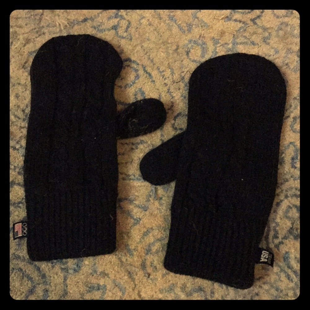 Team USA mittens.
